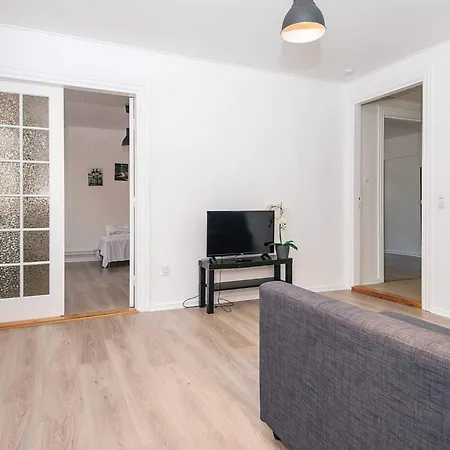 Charming Retreat Near Attractions - By Traum *