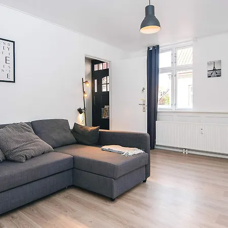 Charming Retreat Near Attractions - By Traum