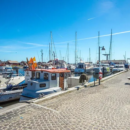 Feriehus Charming Retreat Near Attractions - By Traum *